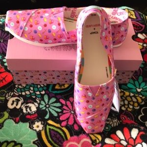 Toms Pink Candy Land Confections Alpargata New